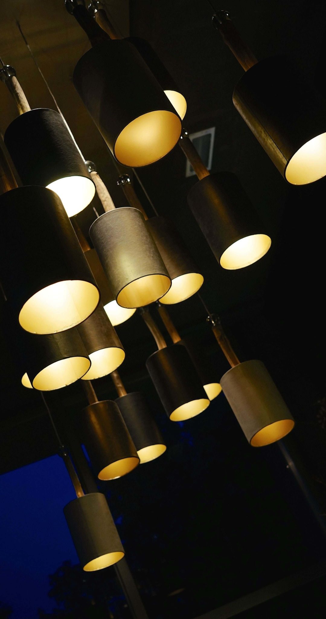 Hai Grill & Sushi — sfeerverlichting in de zaal